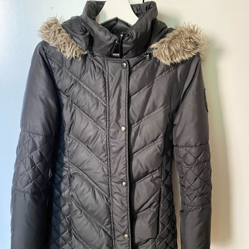 Guess black puffer coat jacket